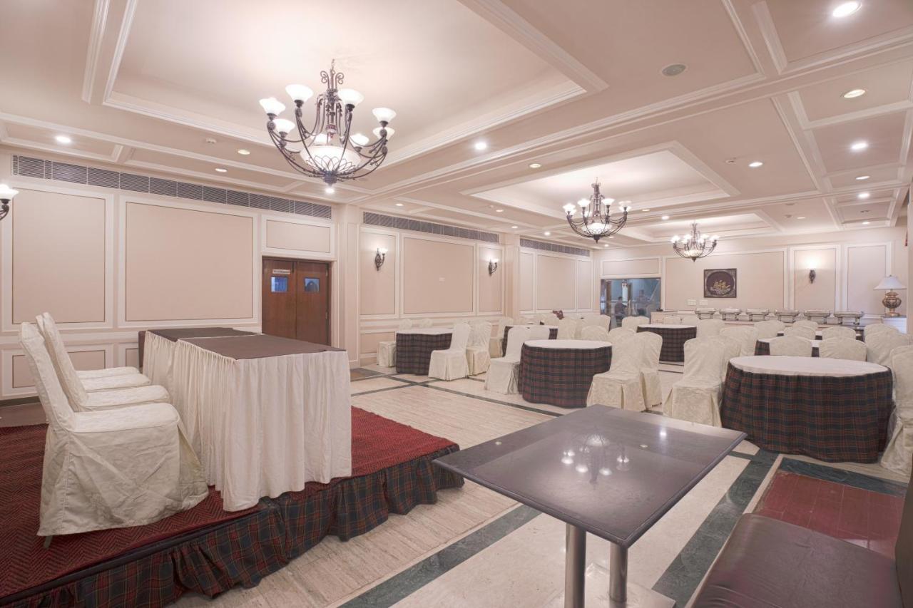 Hotel Le Castle Rudrapur Ngoại thất bức ảnh