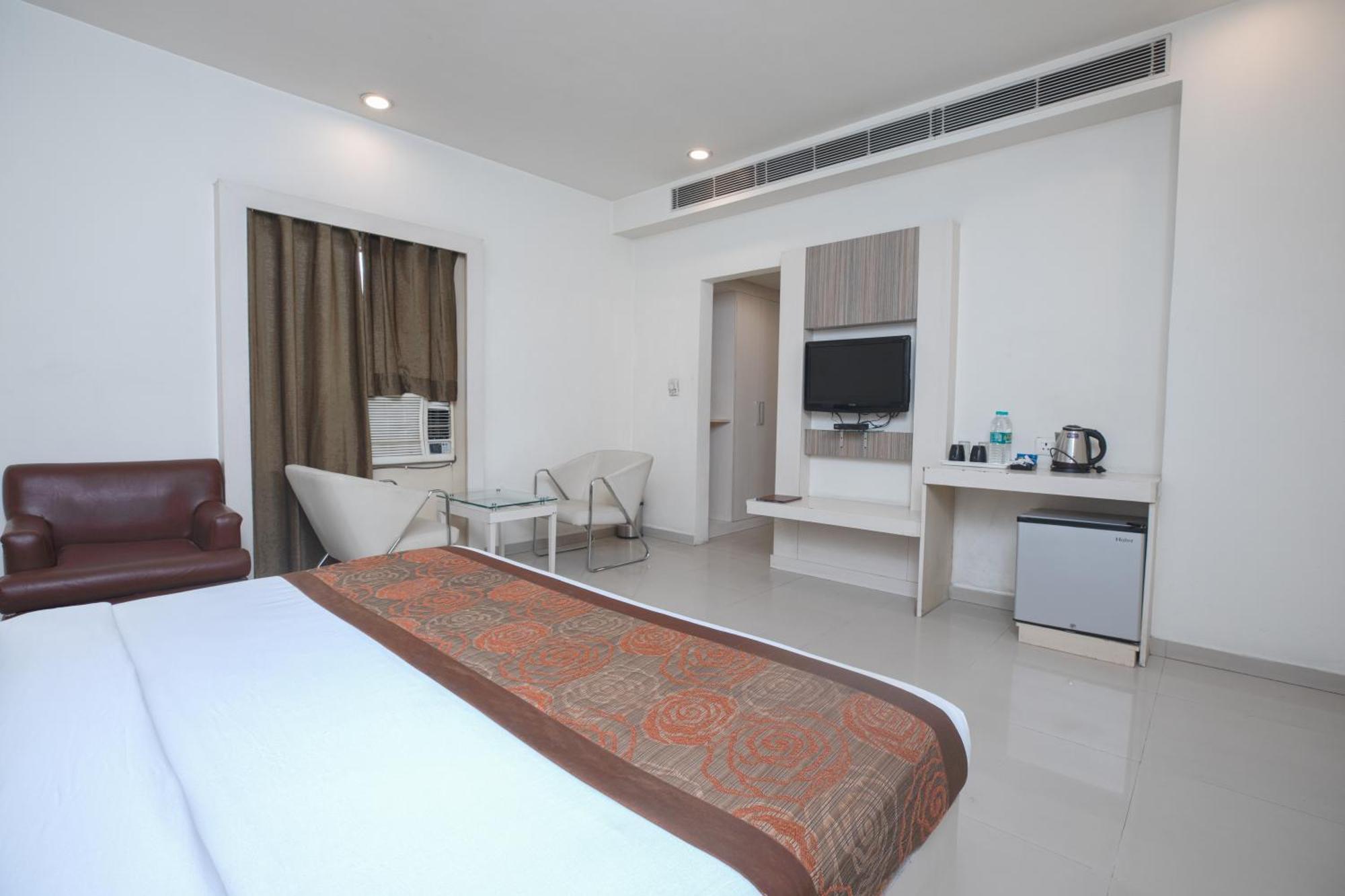 Hotel Le Castle Rudrapur Ngoại thất bức ảnh